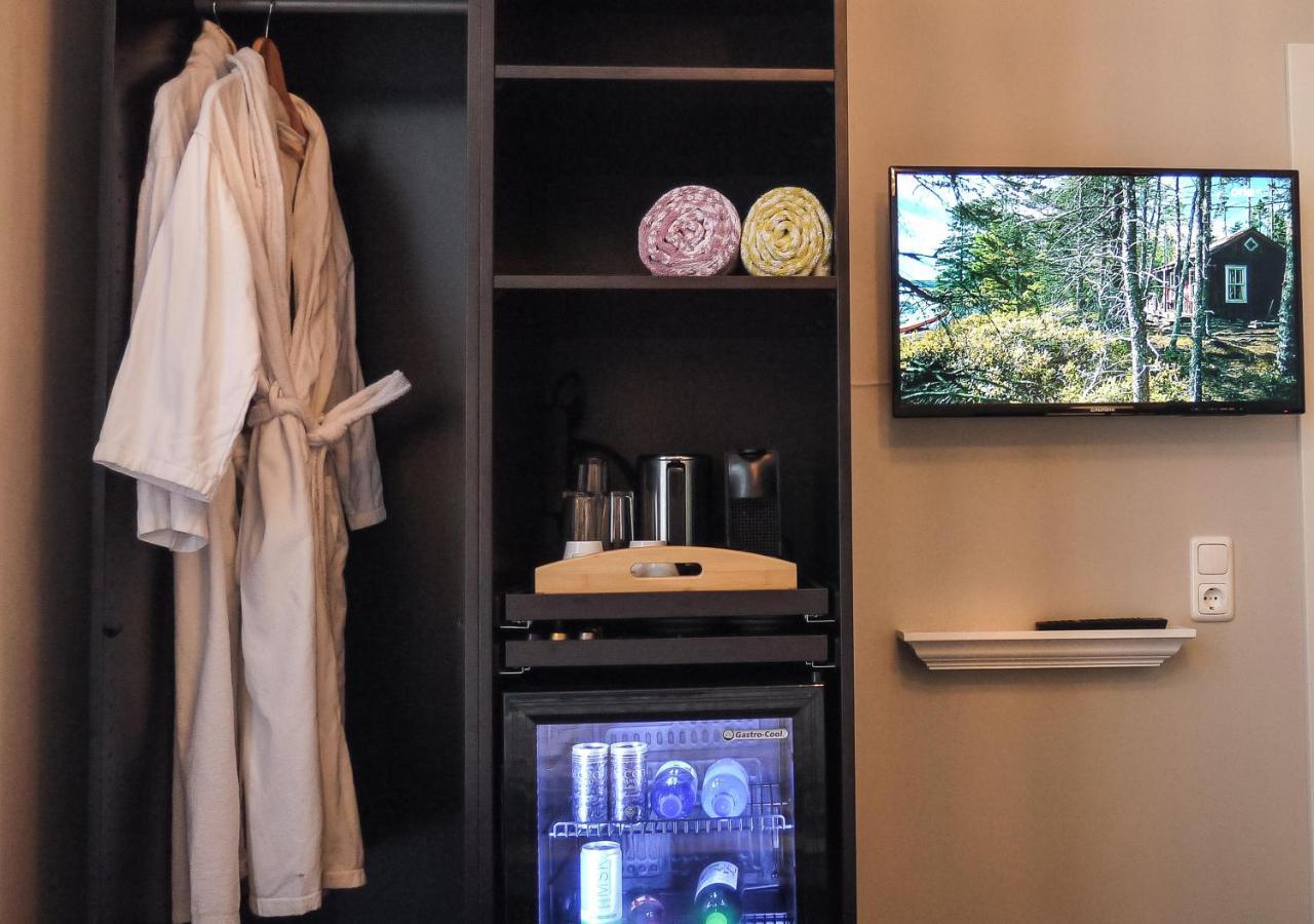 Comfort And Style In City Center With Ensuite Bathroom On Schaafenstrasse Кьолн Екстериор снимка